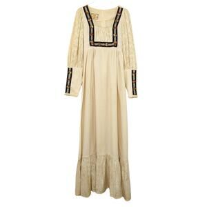 1970s Vintage Gunne Sax Prairie Dress Cream Lace Floral Embroidered Dress Medium